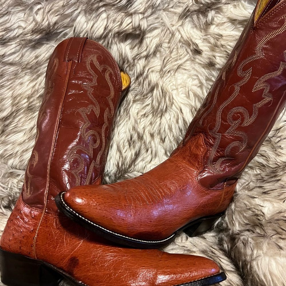Elegant Chestnut Leather Western Boots Sz 9 B